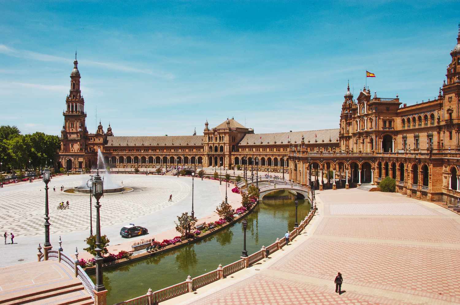 Barcelona Unveiled: Exploring the Treasures of Catalonia's Cultural Gem